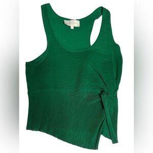 Michelle Maron Green Loosely Ribbed Size Medium sleeeveless blouse